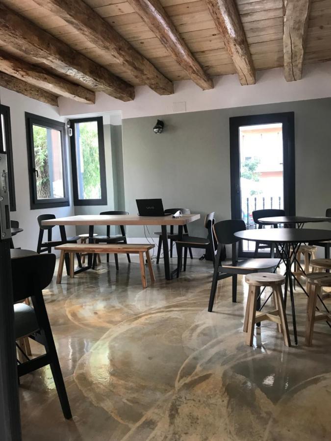 Albergue De Pas 엘 폰트 데 수에르트 외부 사진